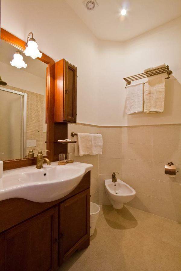 Golden Rooms Bed & Breakfast Trieste Eksteriør bilde