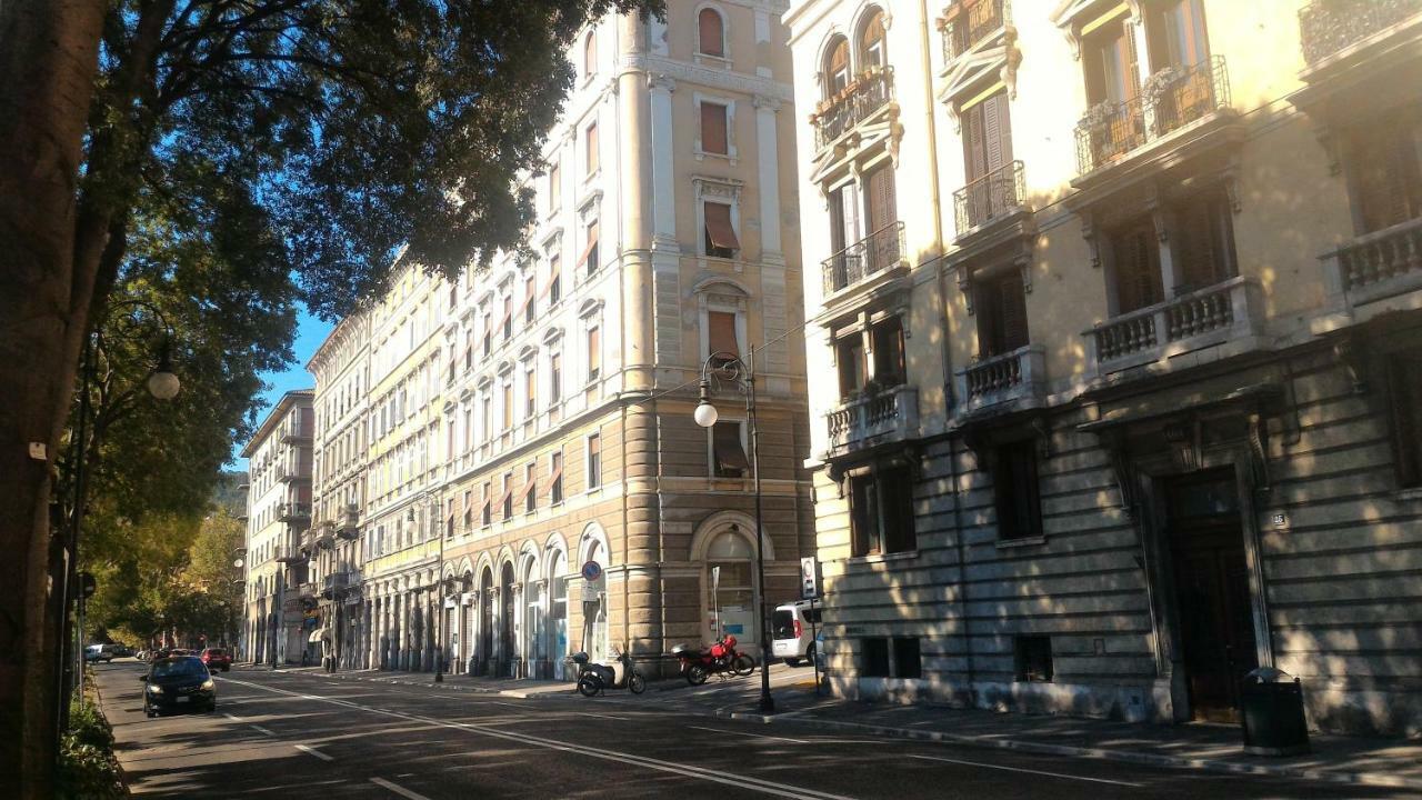 Golden Rooms Bed & Breakfast Trieste Eksteriør bilde