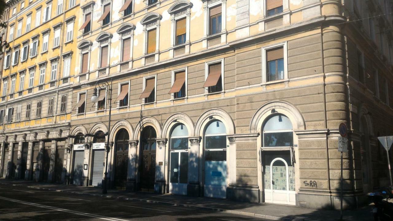 Golden Rooms Bed & Breakfast Trieste Eksteriør bilde